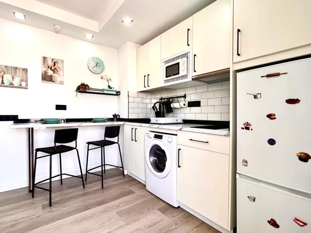 Fm Beach Home - Renovated Apartment With Swimming Pool Near Maspalomas Dunes & Beach Playa del Ingles  Bagian luar foto